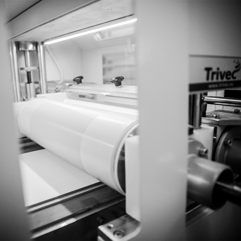 Double Roller Coater Experience Header Black White