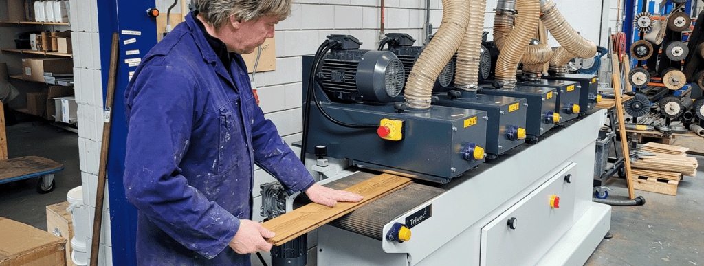 Efficiëntie verhogen: Hout borstelen op hoge snelheid 4 Brushing wood at high speeds header